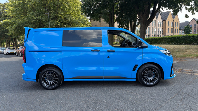 Ford Transit Custom 320 L1 Petrol Fwd 2.5 PHEV 232ps H1 Double Cab Van MS-RT Auto - Image 9